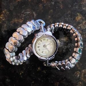 Vintage Swiss made Caro 17 jewels wrist watch